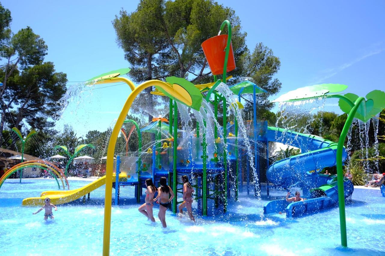 Playa Montroig Camping Resort Kültér fotó